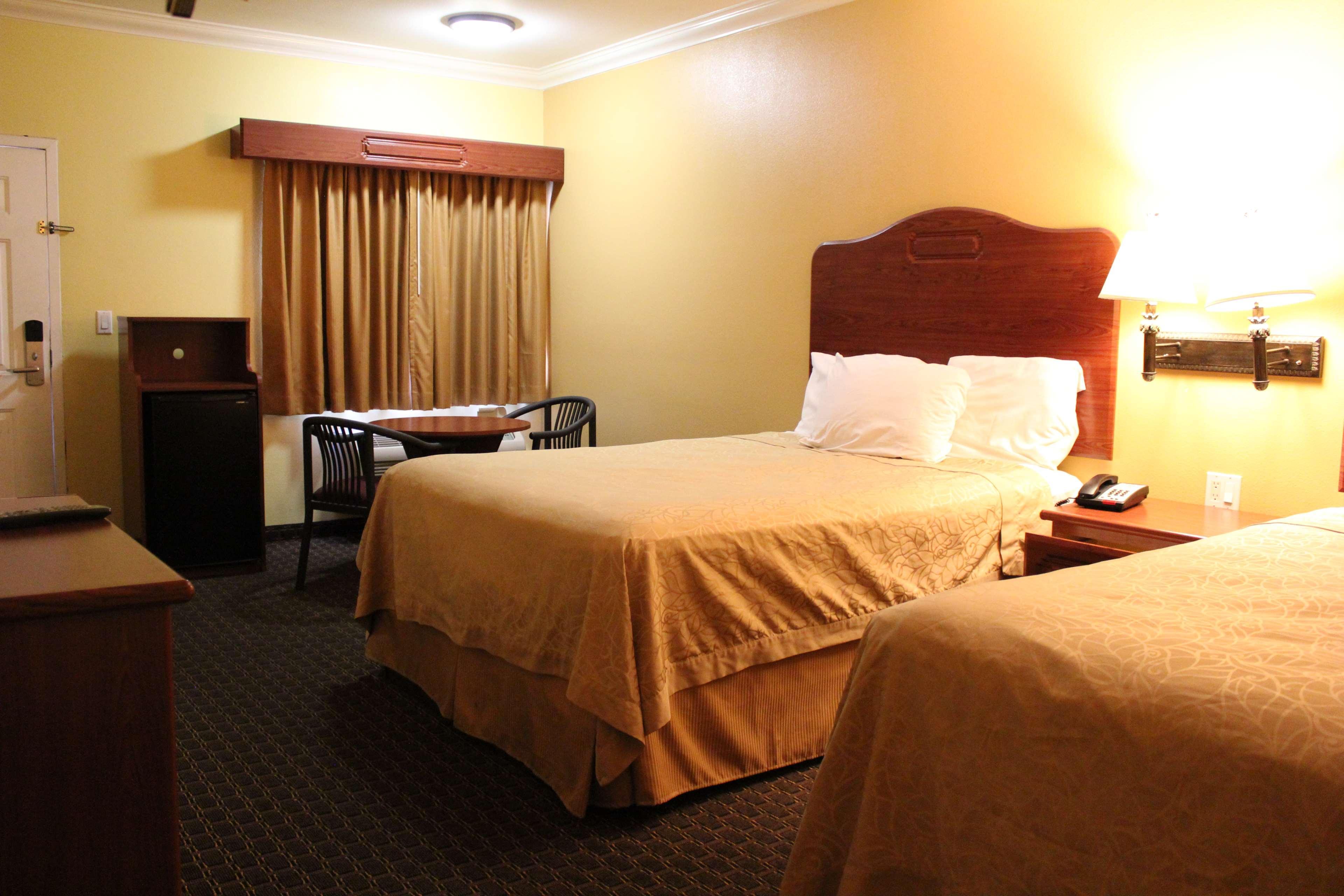 Best Western Jacksonville Inn Exterior photo
